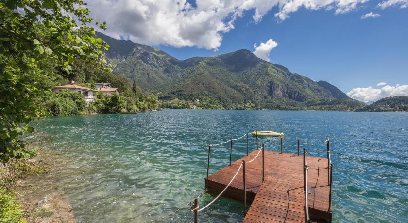Keindahan Alami Danau Ledro Wisata Memikat di Italia